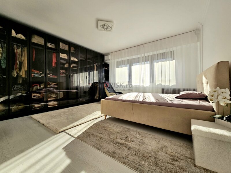 Dorobanti, 112 mp, lux, bloc 2012, parcare, centrala,  etaj 6/7,